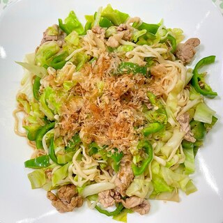 こんにゃく麺で作る☆野菜たっぷりヘルシー焼きうどん